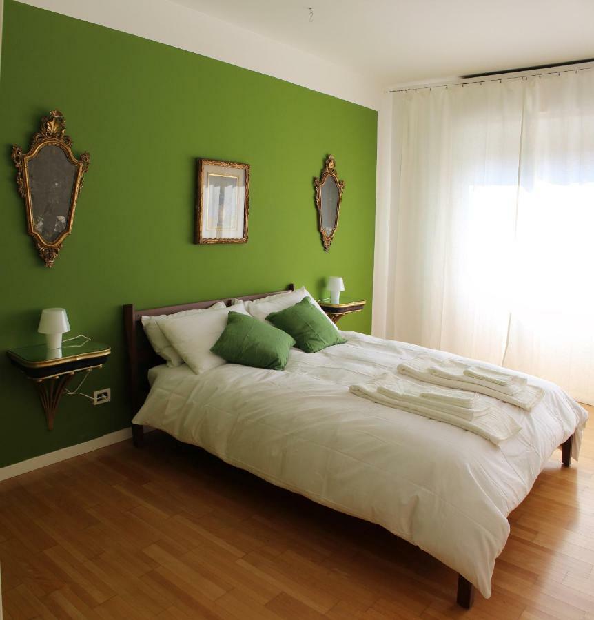 Luminous Stylish Quiet 150M2, Tre Torri Apartment Milan Luaran gambar